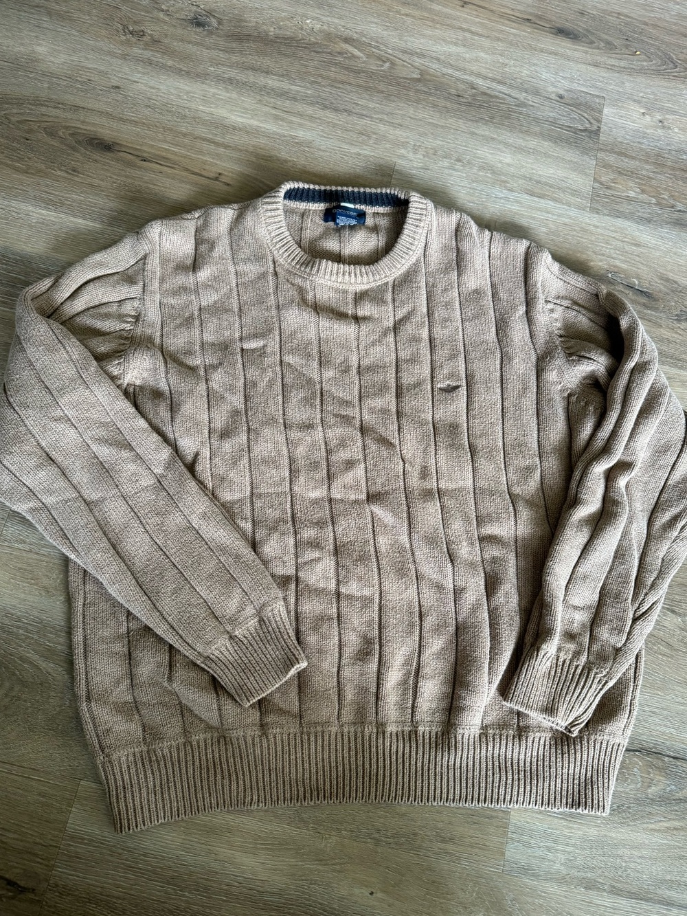Men's Large cotton Crewneck Cable Knit Sweater in Beige - Classic Casual